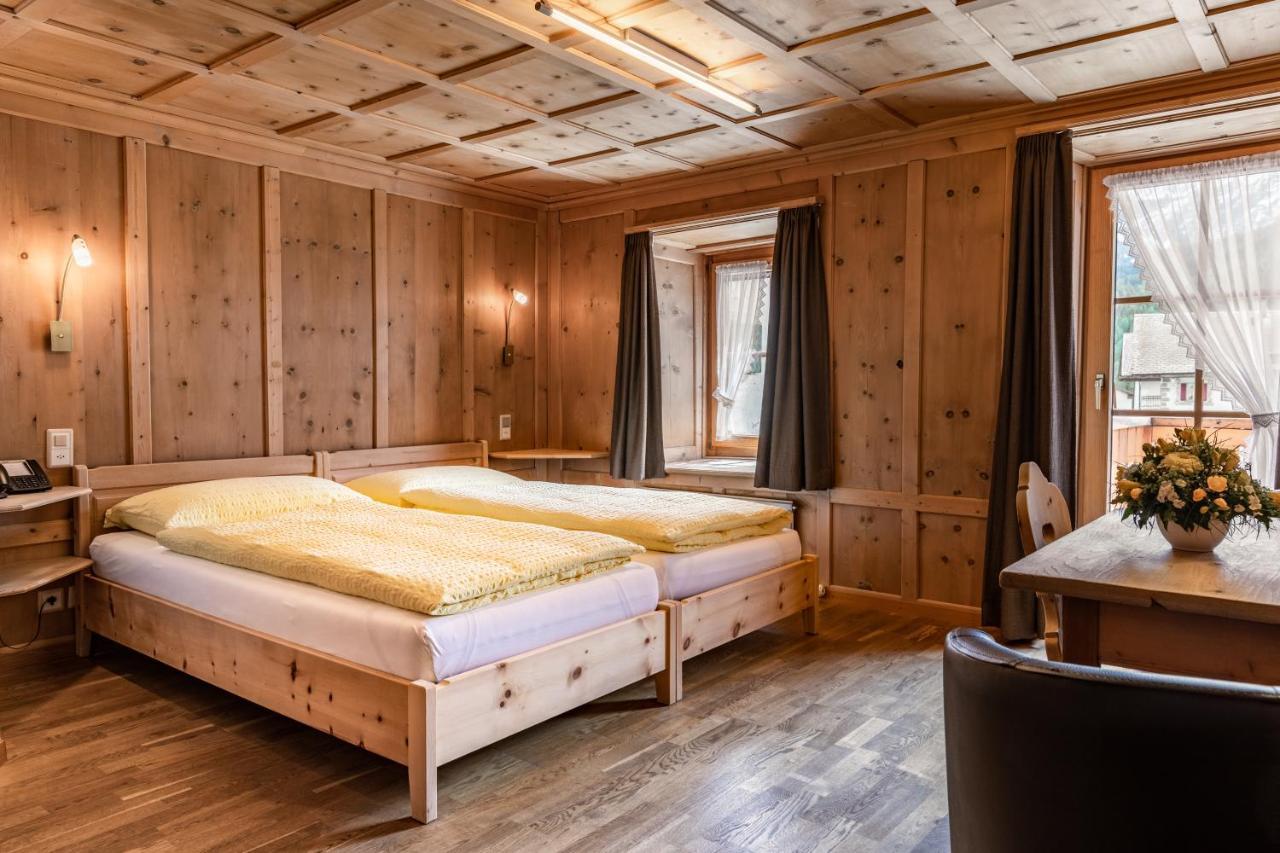 Hotel Landgasthof Staila Fuldera 외부 사진