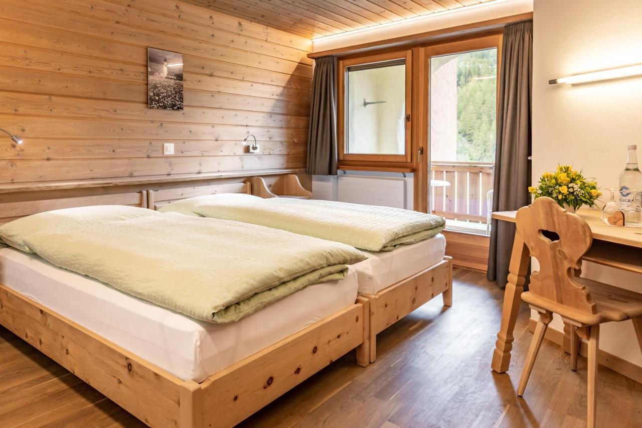 Hotel Landgasthof Staila Fuldera 외부 사진